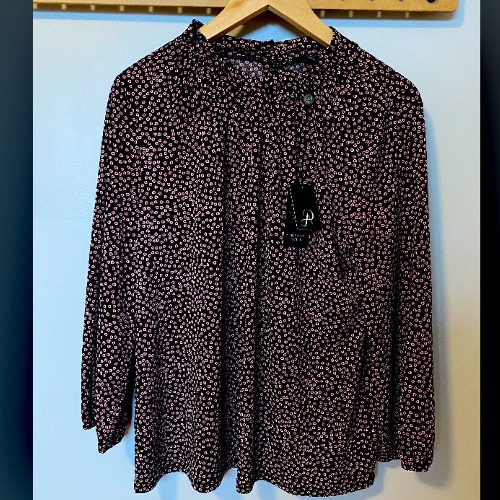 ❤️🔥ADRIANNA PAPELL NWT PATTERNED BLOUSE❤️🔥